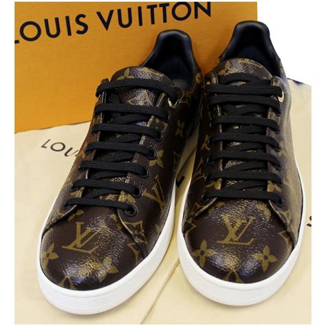 louis vuitton shoes price original.